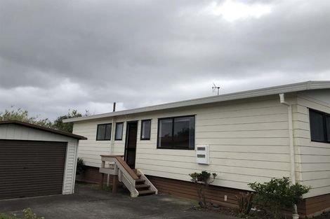 Photo of property in 158 View Road, Sunnyvale, Auckland, 0612