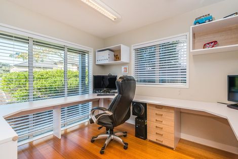 Photo of property in 5 Mural Place, Greenhithe, Auckland, 0632