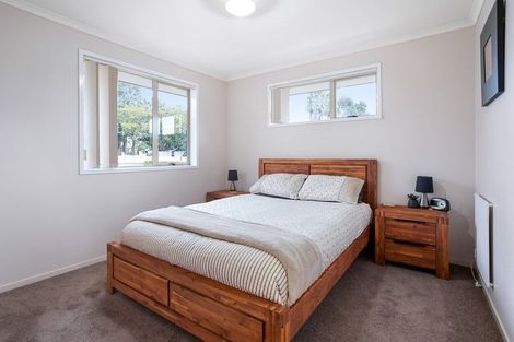 Photo of property in 13 O'sullivan Place, Waiuku, 2123