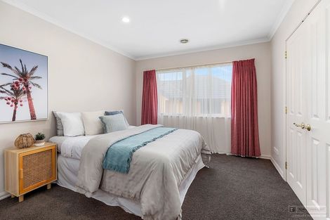 Photo of property in 19 Waverton Terrace, Churton Park, Wellington, 6037