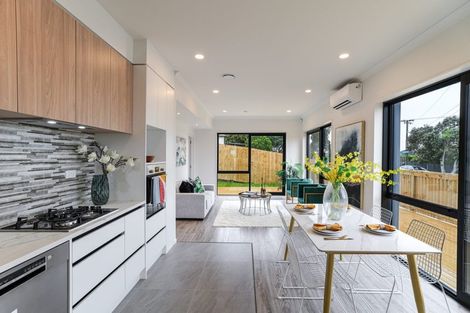 Photo of property in 61a Hillcrest Road, Papatoetoe, Auckland, 2025