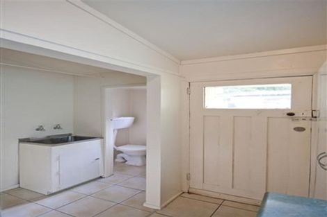 Photo of property in 65 Elizabeth Street, Mount Victoria, Wellington, 6011