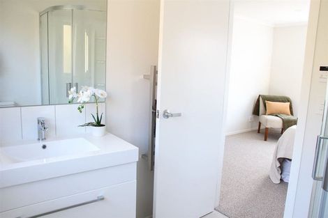 Photo of property in 47 Stockport Grove, Churton Park, Wellington, 6037