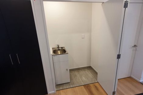 Photo of property in 13 Fancourt Street, Karori, Wellington, 6012