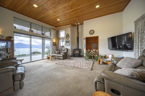 Photo of property in 3 Whitestone Court, Manapouri, 9679