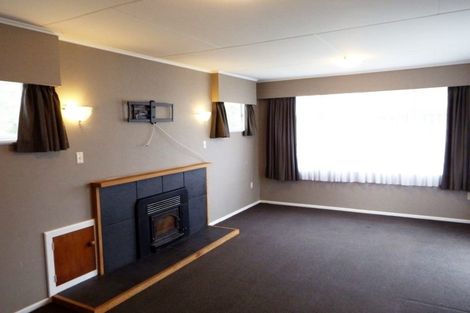 Photo of property in 1 Oaklea Avenue, Marton, 4710