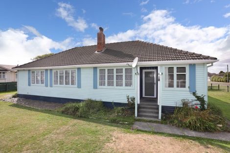 Photo of property in 17 Lyon Street, Marton, 4710