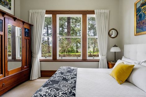 Photo of property in 23 Ruakiwi Road, Hamilton Lake, Hamilton, 3204