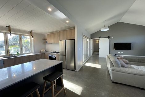 Photo of property in 39 Pohutukawa Drive, Eskdale, Napier, 4182