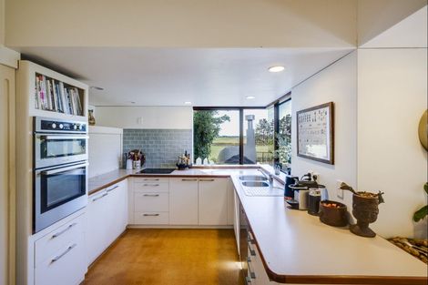 Photo of property in 932 Middle Road, Poukawa, 4172