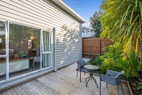 Photo of property in 15 Rosario Crescent, Red Beach, 0932