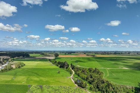 Photo of property in 1678 Kimbolton Road, Cheltenham, Feilding, 4777