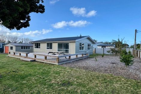 Photo of property in 44 Gillies Crescent, Waimarama, Havelock North, 4294