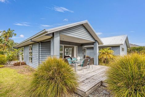 Photo of property in 1 Bravo Place, Whitianga, 3510
