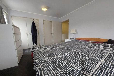 Photo of property in 5 Foundation Place, Glen Eden, Auckland, 0602