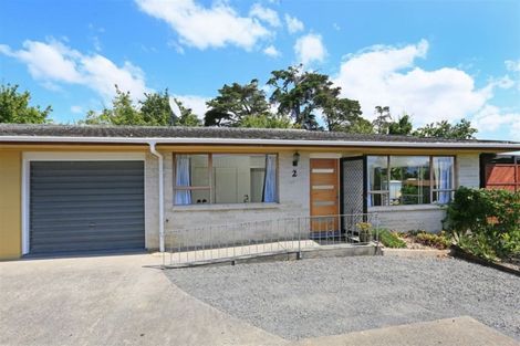 Photo of property in 2/201 Henderson Valley Road, Henderson, Auckland, 0612