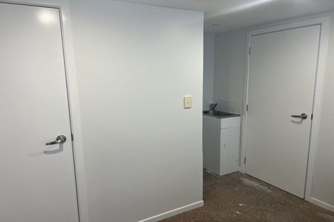 Photo of property in 1/15 Beulah Avenue, Rothesay Bay, Auckland, 0630