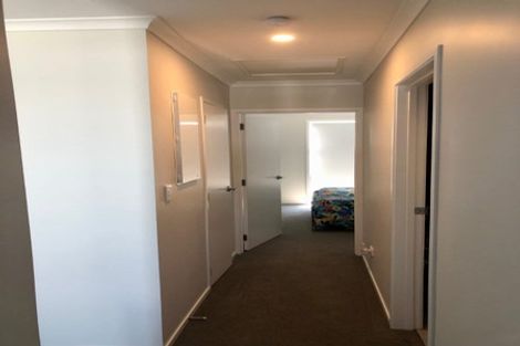 Photo of property in 74a Stanley Road, Glenfield, Auckland, 0629