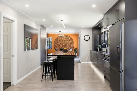 Photo of property in 11 Ramphal Terrace, Khandallah, Wellington, 6035