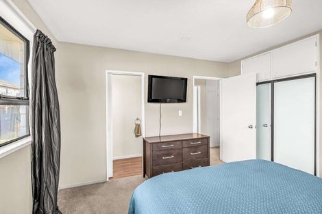 Photo of property in 23 Freebairn Street, Redwood, Christchurch, 8051