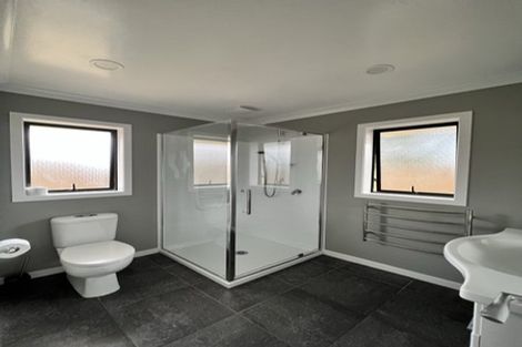 Photo of property in 23 Norfolk Drive, Cambridge, 3434