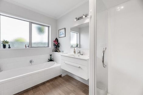 Photo of property in 45c Russley Drive, Mount Maunganui, 3116