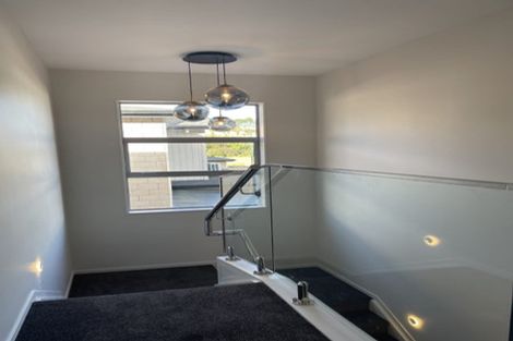 Photo of property in 3 Skanda Crescent, Flat Bush, Auckland, 2019