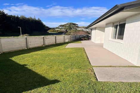 Photo of property in 1 Tradewinds Drive, Whitby, Porirua, 5024