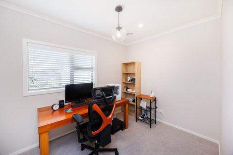 Photo of property in 42 Totara Road, Awapuni, Palmerston North, 4412