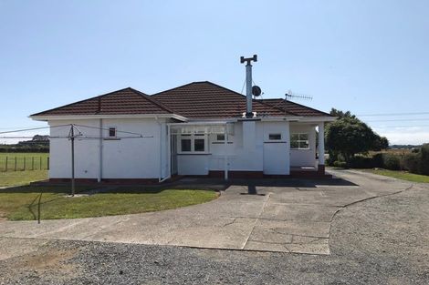Photo of property in 185 Arapaepae Road, Levin, 5571
