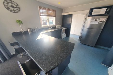 Photo of property in 15 Daniels Road, Redwood, Christchurch, 8051