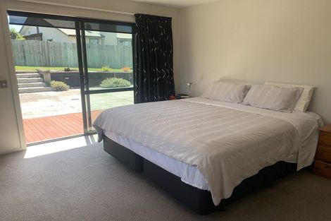 Photo of property in 51 Frye Crescent, Albert Town, Wanaka, 9305