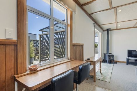 Photo of property in 7b French Street, Moturoa, New Plymouth, 4310