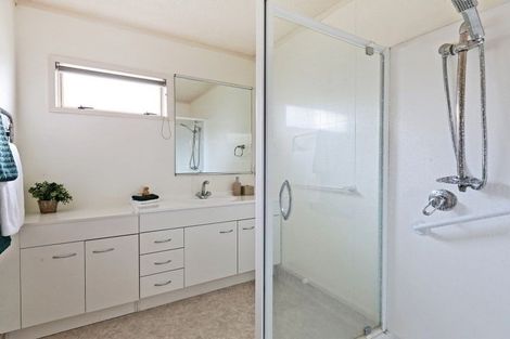 Photo of property in 1/427 Gloucester Street, Taradale, Napier, 4112