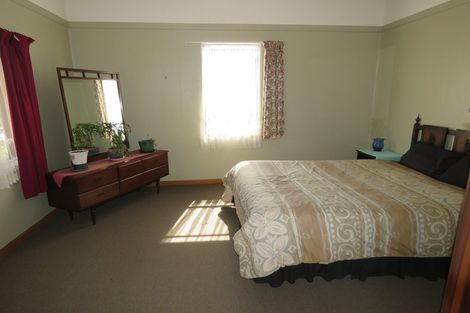 Photo of property in 32- 34 Coal Street, Reefton, 7830