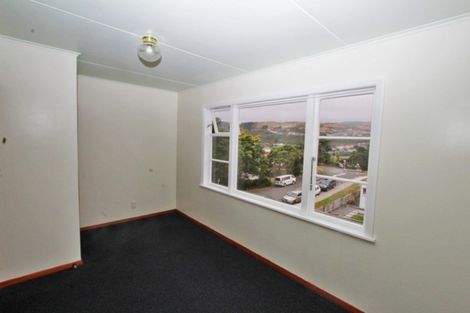 Photo of property in 1 Rimu Street, Tawa, Wellington, 5028