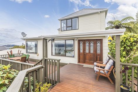 Photo of property in 25 Homebush Road, Khandallah, Wellington, 6035