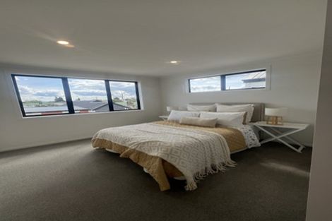 Photo of property in 41u4 Prisk Street, Melville, Hamilton, 3206