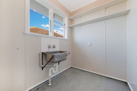 Photo of property in 32 Carisbrooke Street, Aranui, Christchurch, 8061