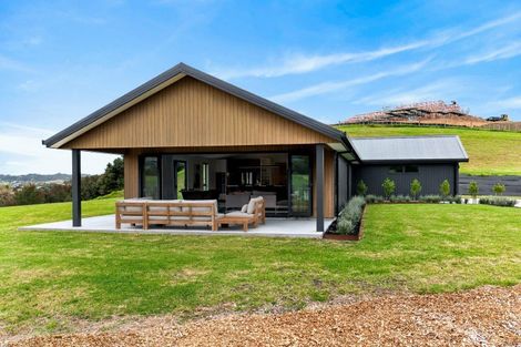 Photo of property in 10 Lakeview Lane, Mangawhai, 0573