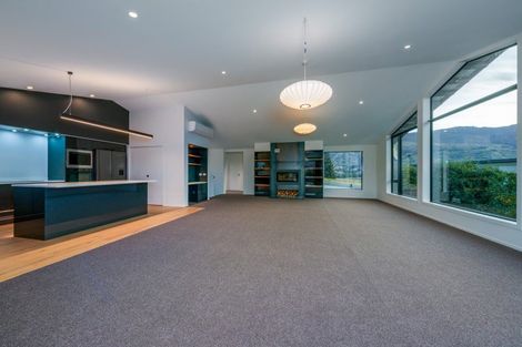 Photo of property in 93 Plantation Road, Wanaka, 9305