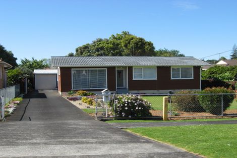 Photo of property in 20 Miro Road, Mangere Bridge, Auckland, 2022