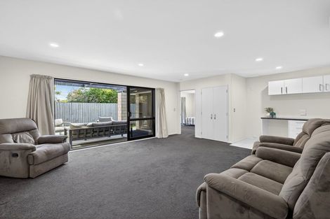 Photo of property in 11 Constance Place, Aidanfield, Christchurch, 8025