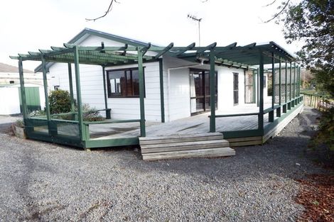 Photo of property in 14 Pukepapa Road, Marton, 4710