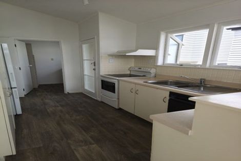 Photo of property in 40 Velma Road, Hillcrest, Auckland, 0627