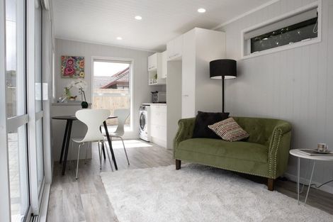 Photo of property in 16a Campbell Street, Karori, Wellington, 6012