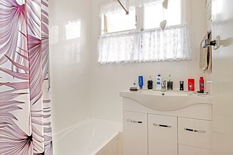 Photo of property in 13 Haldane Street, Elgin, Gisborne, 4010