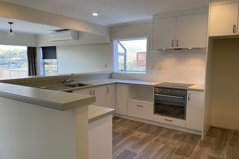 Photo of property in 9 Keel Place, Whitby, Porirua, 5024