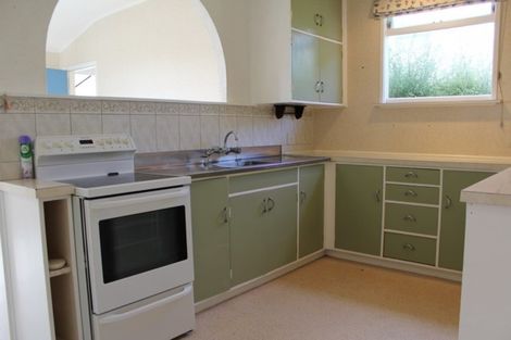 Photo of property in 3 Martin Street, Waikanae, 5036