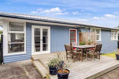 Photo of property in 20 Crosby Road, West Harbour, Auckland, 0618
